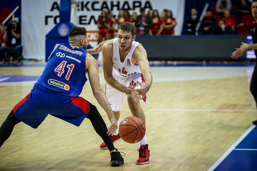 Μπάσκετ: Συντριβή του Ολυμπιακού (91-66) στη Μόσχα