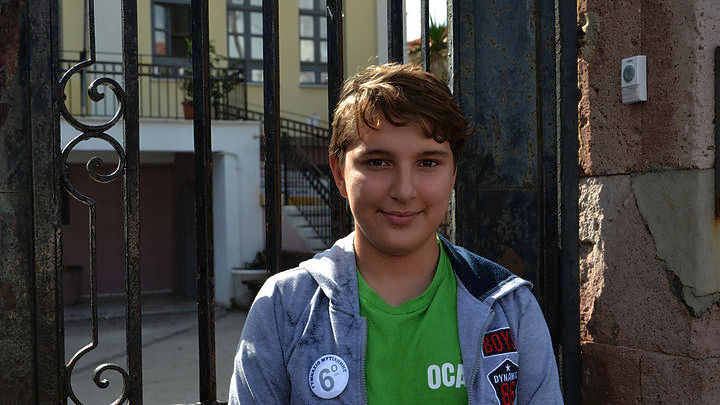 28η Οκτωβρίου: Ο 13χρονος από το Αφγανιστάν που θα παρελάσει “για να τιμήσει τους Έλληνες που πολέμησαν”