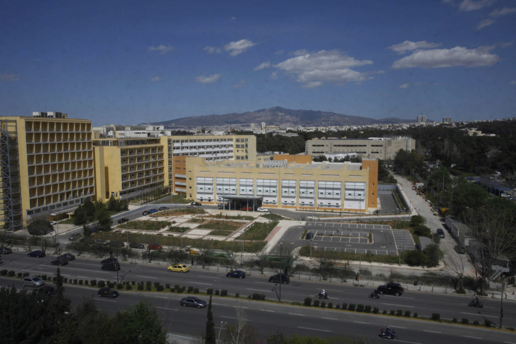 Κόντρες νοσοκομειακών γιατρών με τον Πανελλήνιο Ιατρικό Σύλλογο για την αλλαγή τρόπου λειτουργίας των νοσοκομείων