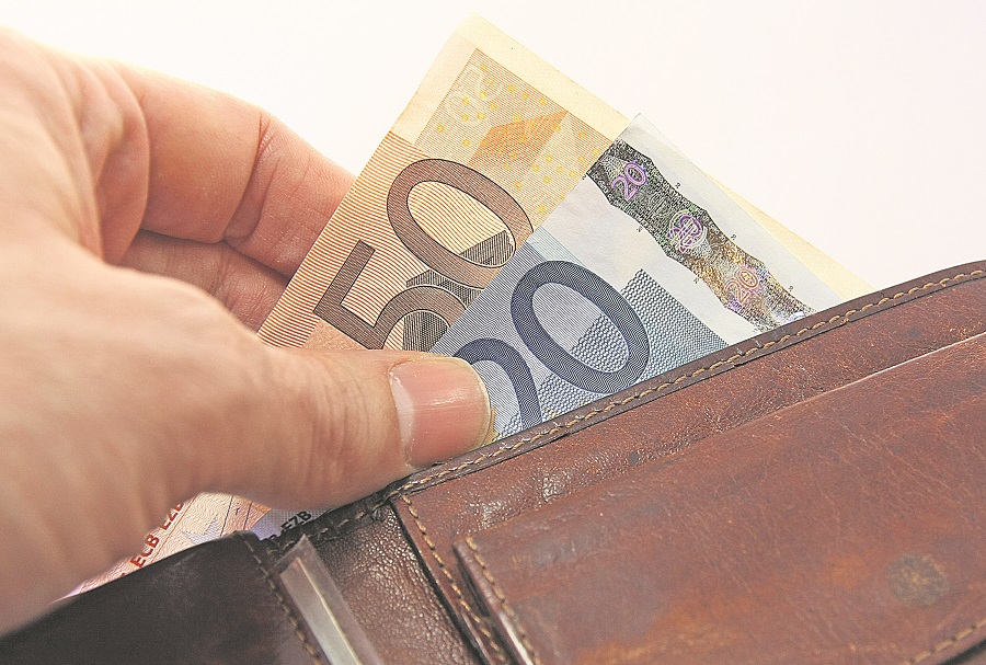 Εκτίναξη των χρεών στην Εφορία κατά 53,7%-709 εκατ. ευρώ οι απλήρωτοι φόροι