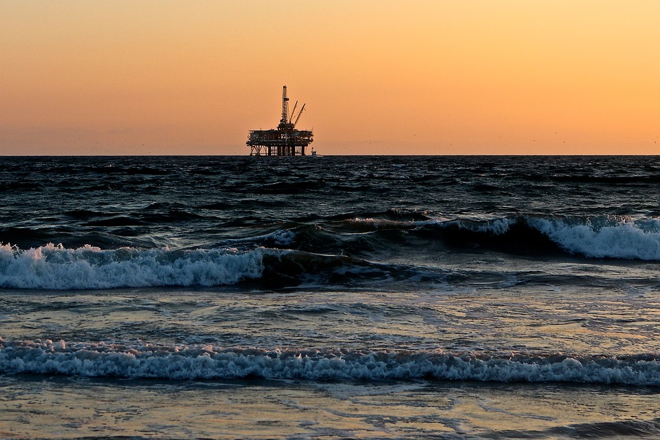 Βραζιλία: 100 τόνους πετρελαίου έχουν μαζέψει περιβαλλοντικές υπηρεσίες σε επιχείρηση καθαρισμού πετρελαιοκηλίδων στη βορειοανατολική ακτογραμμή