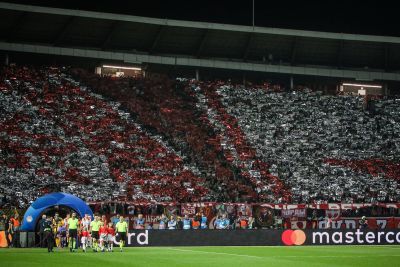 Απαλλαγή Ολυμπιακού από UEFA