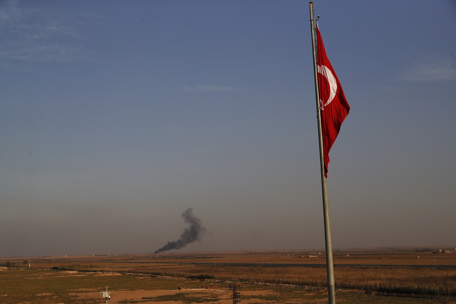 Τουρκία: Στρατιωτικά οθωμανικά εμβατήρια για την «μεγαλύτερη επίθεση στην ιστορία της (τουρκικής) Δημοκρατίας»