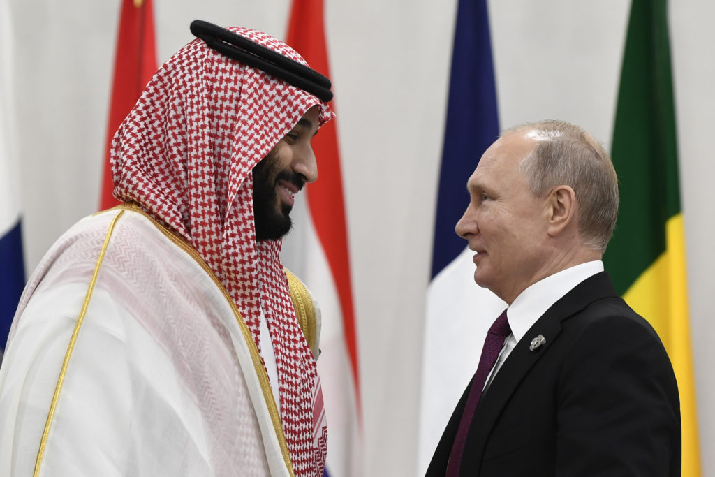 Στη Σαουδική Αραβία ο Πούτιν για πετρέλαιο και Ιράν