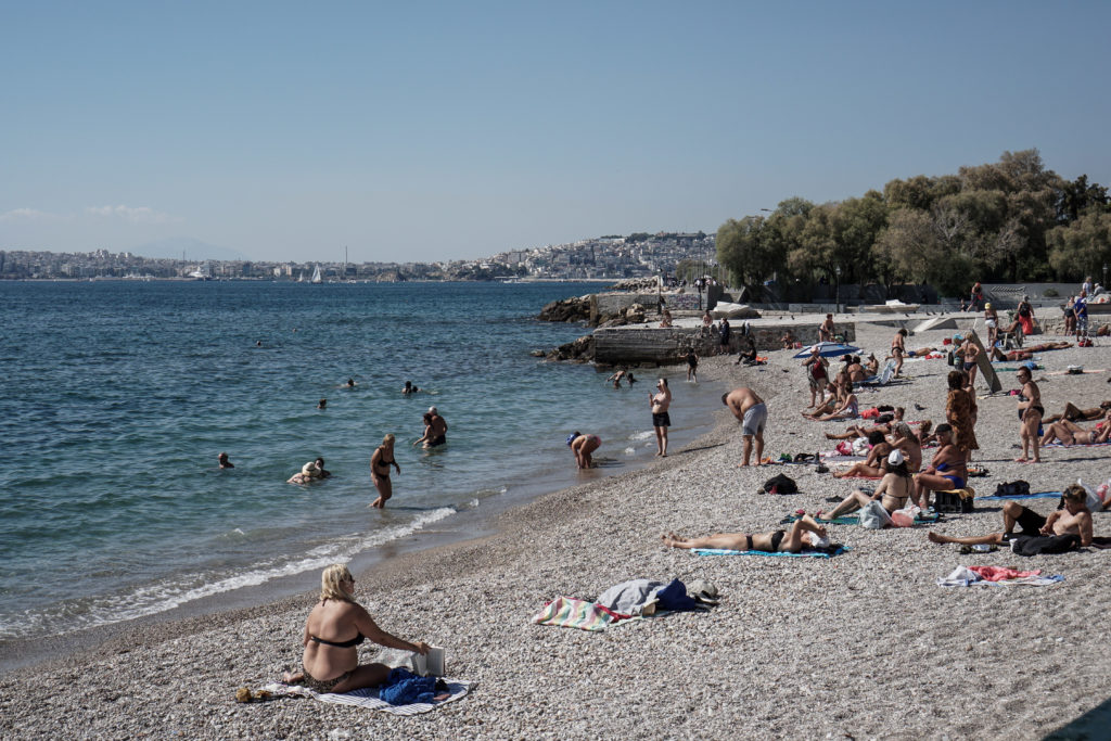 Το καλοκαίρι είναι ακόμη εδώ – Θερμοκρασίες Ιουνίου στις θάλασσες