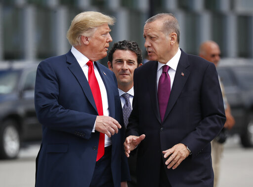 «Μπαϊράκι» Ερντογάν – Γυρίζει την πλάτη στην πρόταση ΗΠΑ για εκεχειρία