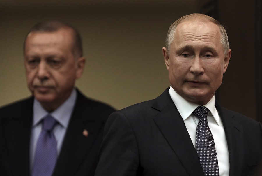 Συρία ώρα μηδέν: Εκπνέει η εκεχειρία – Κρίσιμη συνάντηση Πούτιν – Ερντογάν