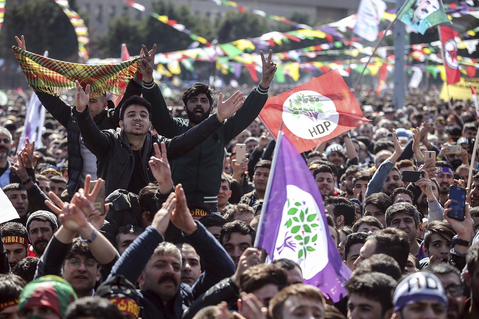 Τουρκία: Αντικαταστάθηκαν τέσσερις δήμαρχοι του φιλοκουρδικού HDP με αξιωματούχους