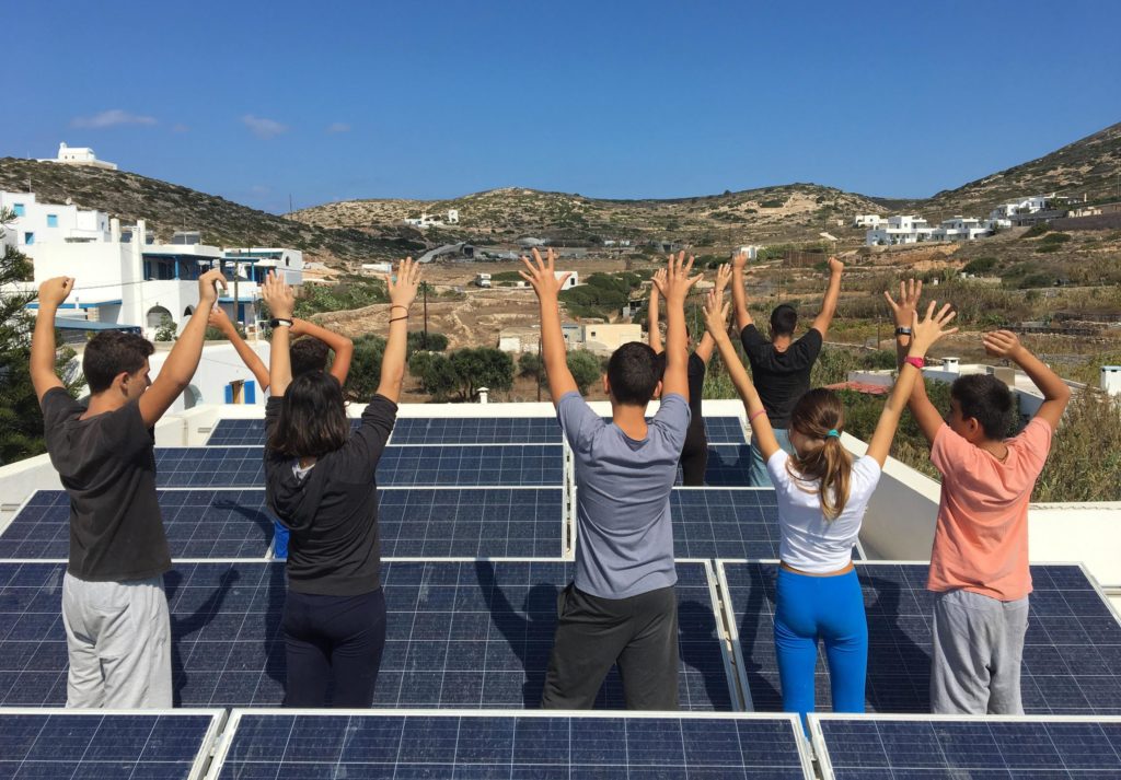«Η Ενέργεια για Ζωή Tαξιδεύει»: Εγκατάσταση φωτοβολταϊκού συστήματος παραγωγής ηλεκτρικής ενέργειας στο Γυμνάσιο Δονούσας