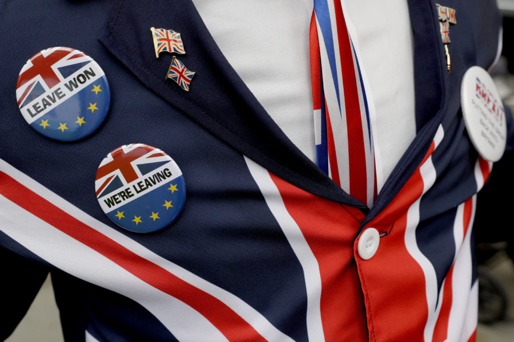 Βρετανία: Ο Μπόρις Τζόνσον αποδέχθηκε την αναβολή του Brexit – «Όχι» στο αίτημα για πρόωρες εκλογές
