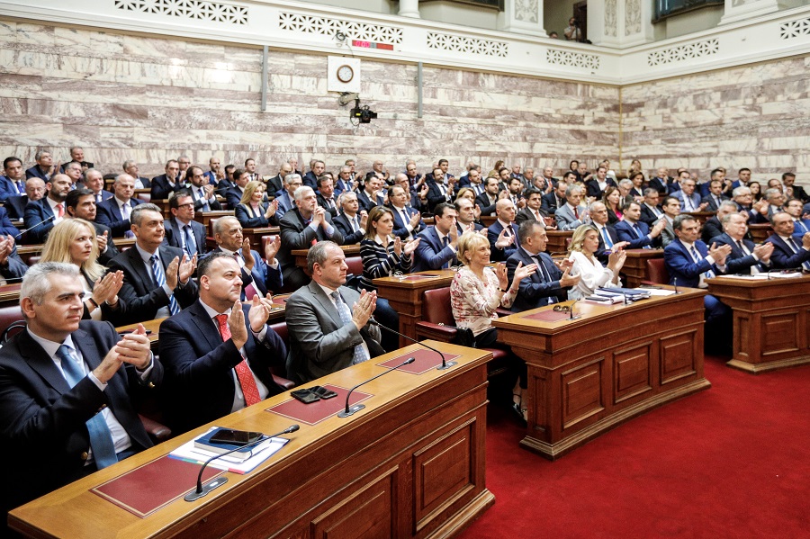 Δόκτωρ Τζέκιλ και κύριος Χάιντ στο DNA της πολιτικής της ΝΔ