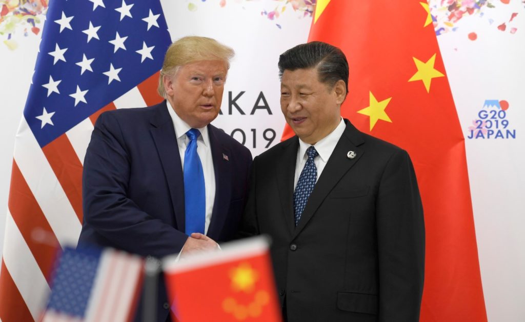 ΗΠΑ και Κίνα ψάχνουν τοποθεσία για τις πρώτες υπογραφές της εμπορικής συμφωνίας