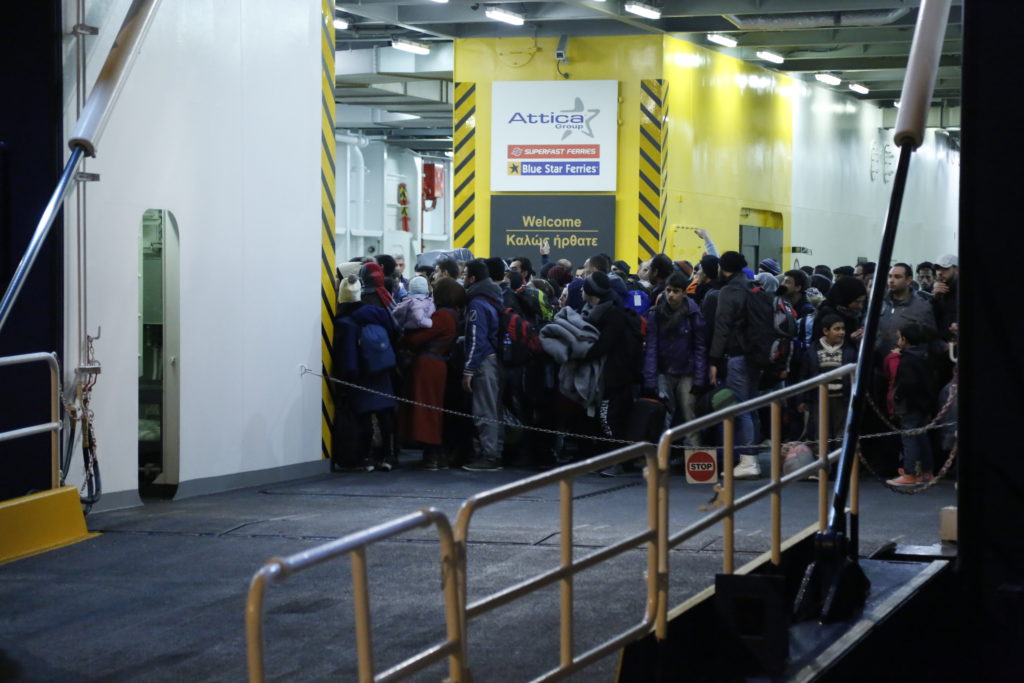 225 διασώσεις από το Λιμενικό σε μια μέρα – Συνεχίζονται οι μεταφορές μεταναστών/προσφύγων