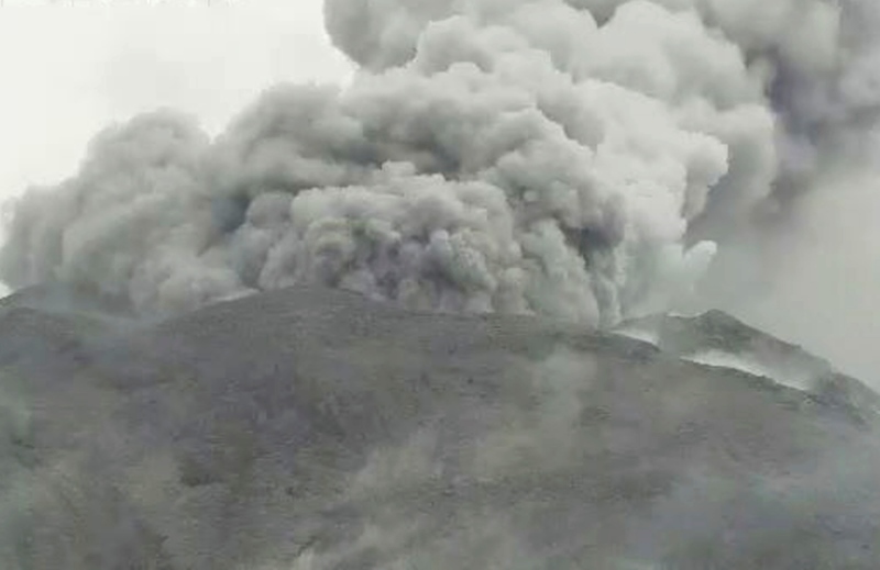 Ιαπωνία: Ηφαίστειο εξερράγη στη νήσο Σατσουμάγιο
