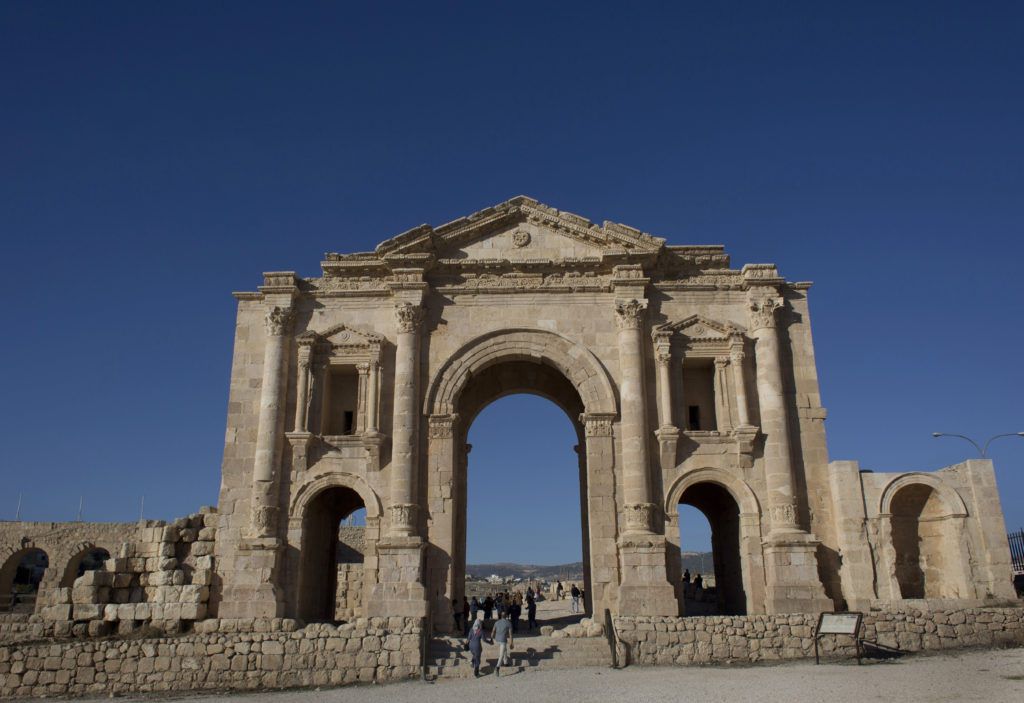 Ιορδανία: Συνελήφθη ο δράστης που Μαχαίρωσε οκτώ άτομα στην αρχαία Γέρασα (Video)