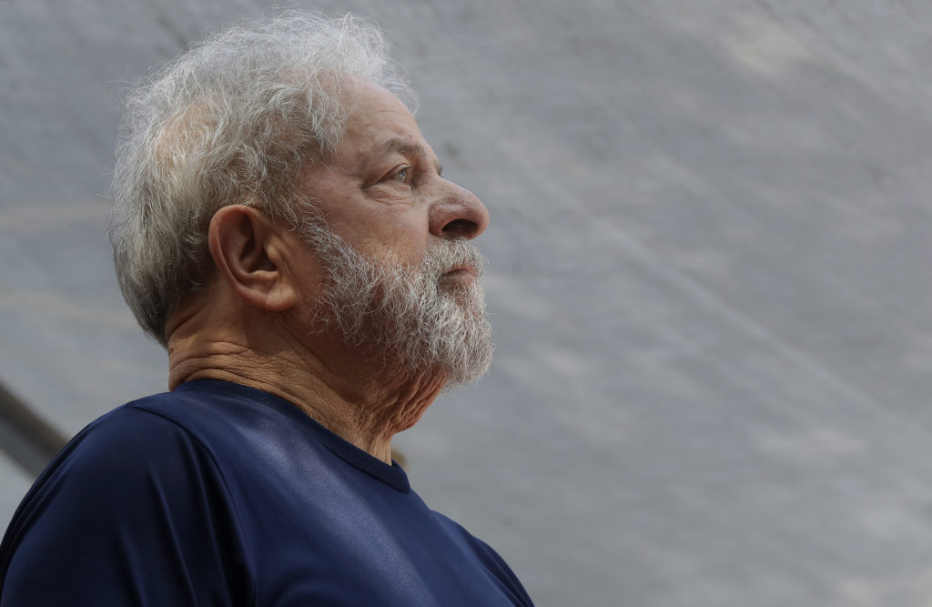 Βραζιλία: Ενδέχεται να αποφυλακιστεί ο Λούλα