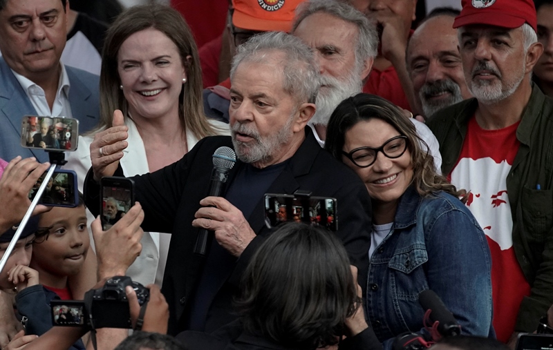 Αργεντινή, Βενεζουέλα και Κούβα πανηγυρίζουν για την απελευθέρωση του Λούλα