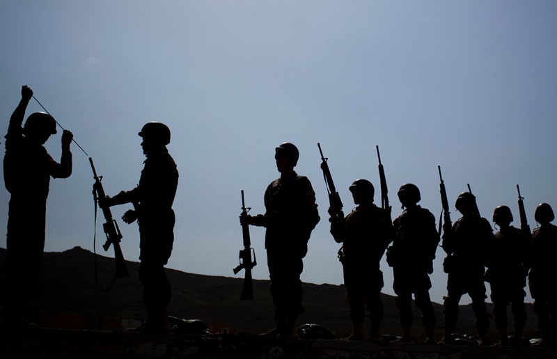 ΗΠΑ: Ο αμερικανικός στρατός θα παραμείνει στο Αφγανιστάν για αρκετά ακόμη χρόνια