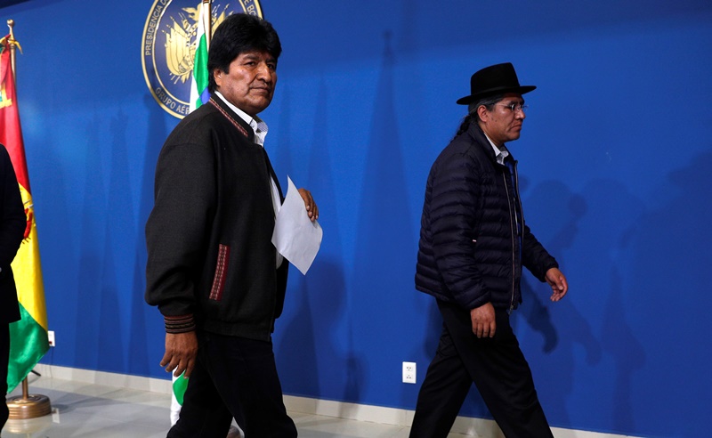 Βολιβία: Για «τρομοκρατία» κατηγορεί η μεταβατική κυβέρνηση τον πρώην πρόεδρο Έβο Μοράλες