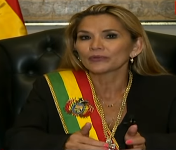 Η Τζανίνε Άνιες μεταβατική πρόεδρος στη Βολιβία – Για «πραξικόπημα» κάνει λόγο ο Μοράλες
