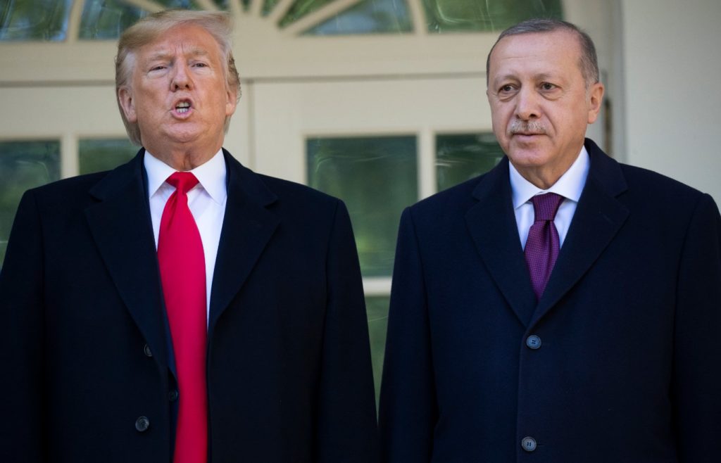 Ο Τραμπ υποδέχθηκε τον «παλιό του φίλο», Ερντογάν στον Λευκό Οίκο