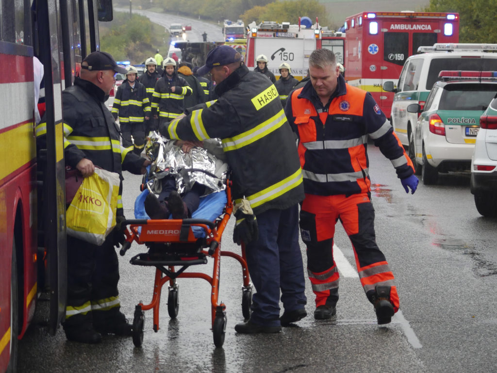 Σλοβακία: Σύγκρουση λεωφορείου με φορτηγό –  12 νεκροί και 20 τραυματίες
