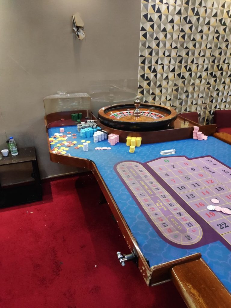 Πάνω από 80 συλλήψεις για παράνομα τυχερά παιχνίδια