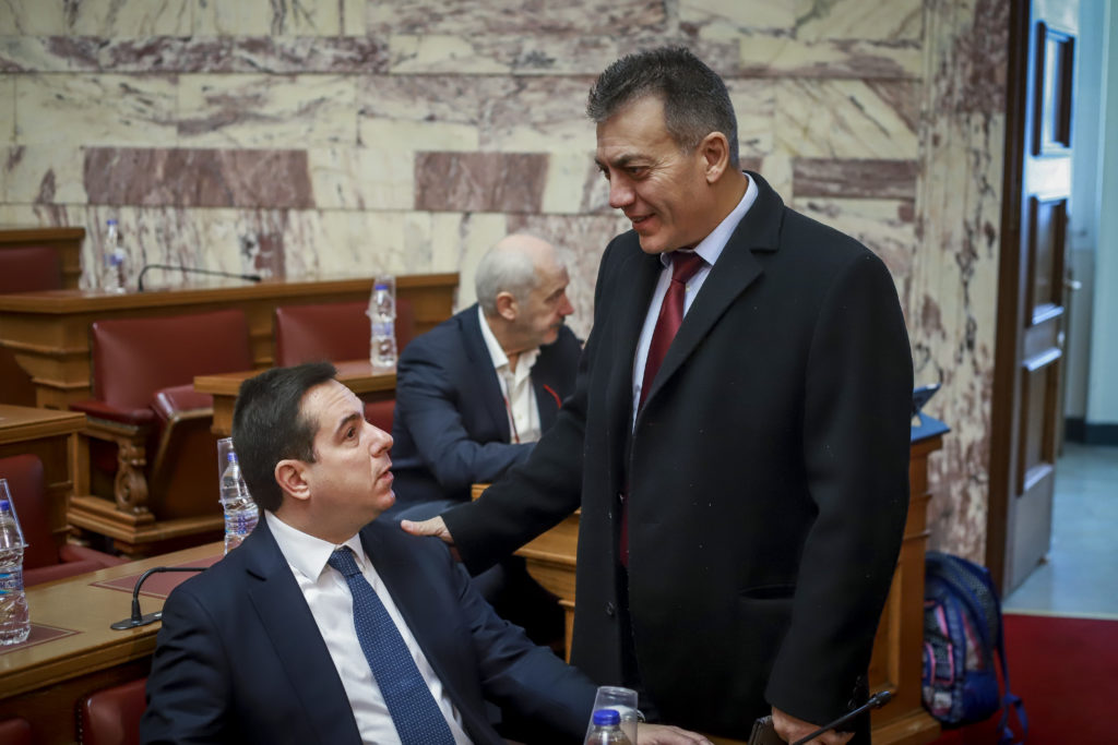 Βρούτσης για Μηταράκη: Μετά την… διάψευσή του, τον αποκάλεσε «εξαίρετο υφυπουργό» (Video)