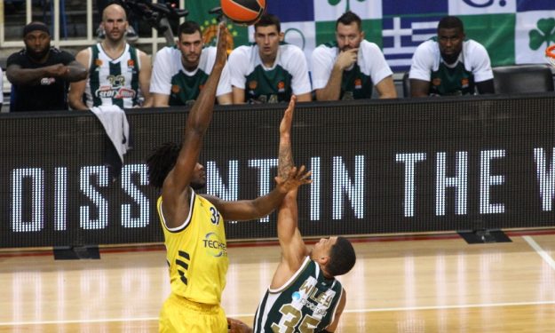 Λάντρι Ννοκό στο Eurohoops: “Δεν ήταν εύκολα απέναντι στον Παναθηναϊκό, αλλά το πιστέψαμε!”