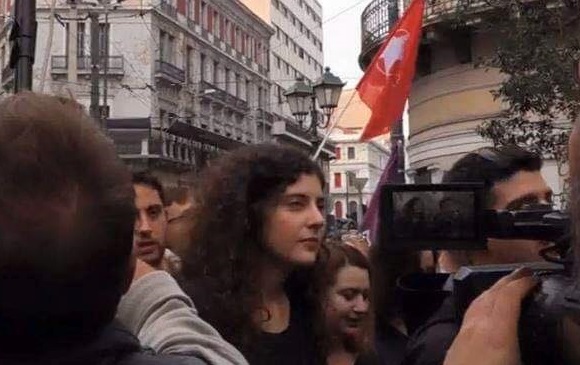 Ο Πολάκης καμάρωσε την κόρη του στη διαδήλωση για το Πολυτεχνείο (Photos)