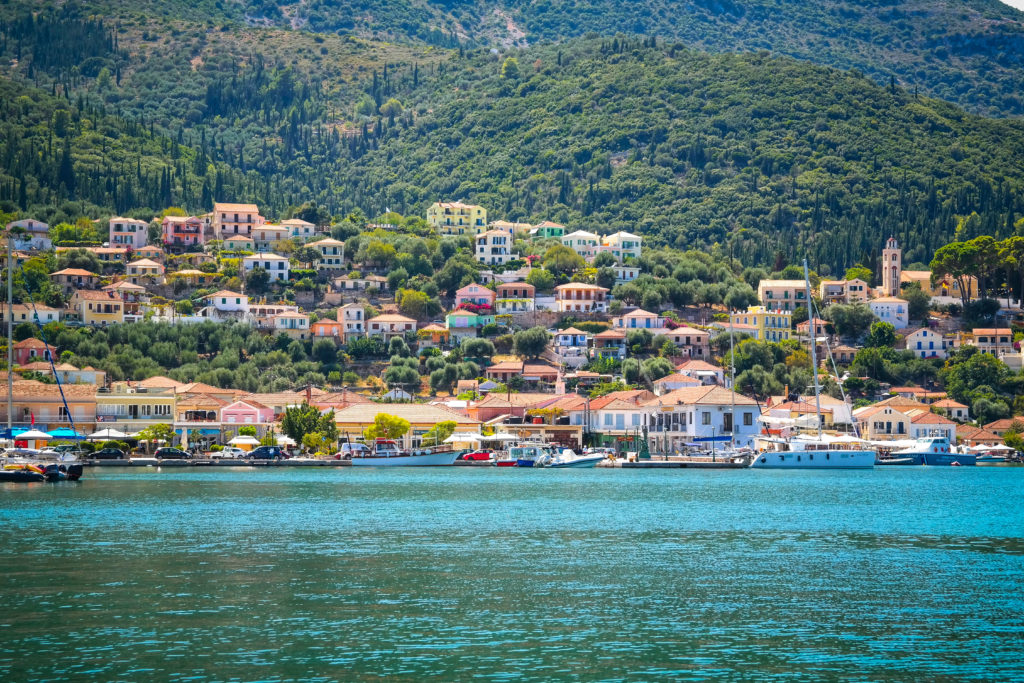 Έγκλημα στην Ιθάκη: Τον ξυλοκόπησε μέχρι θανάτου γιατί πίστευε ότι είχε σχέση με τη σύζυγο του