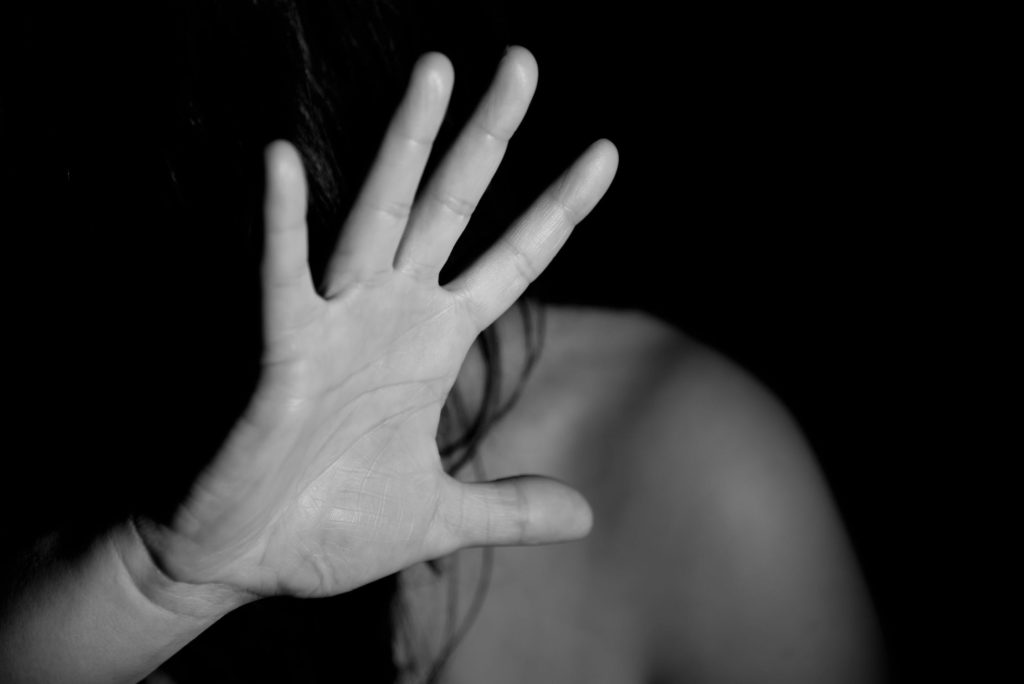 Αυξήθηκε κατά 34% η ενδοοικογενειακή βία