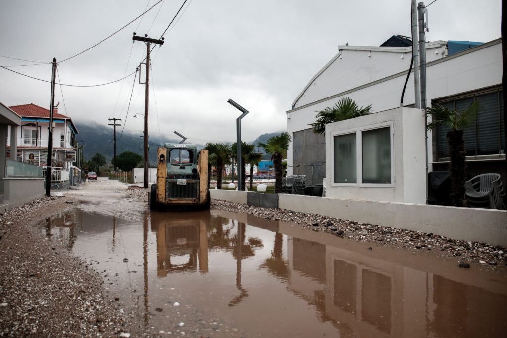 Κλειστά αύριο τα σχολεία στη Θάσο