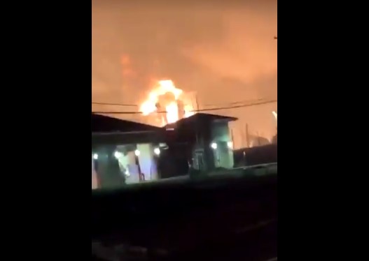 ΗΠΑ: Έκρηξη σε εργοστάσιο με χημικά στο Τέξας – Εκκενώνεται η περιοχή  (Video – Photos)