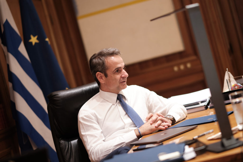 ΣΥΡΙΖΑ: Ο κ. Πατέρας σήμερα έκανε τα αποκαλυπτήρια της «αριστείας» του κ. Μητσοτάκη