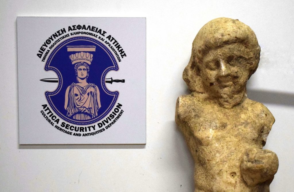 Μεσσηνία: Συνελήφθη αρχαιοκάπηλος με άγαλμα μεγάλης αξίας