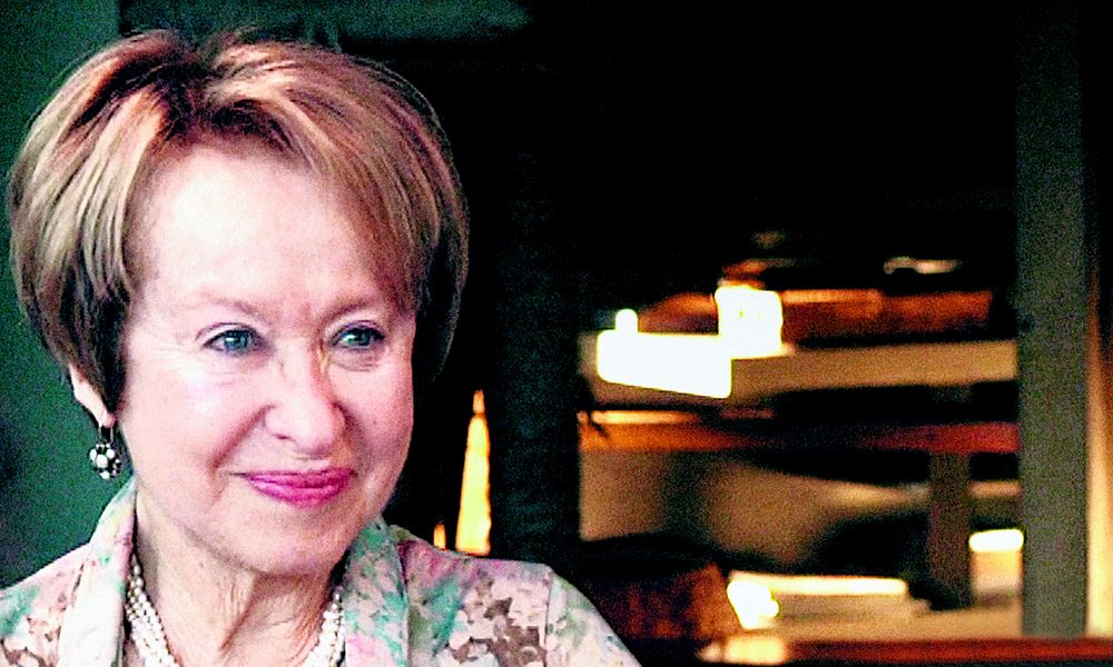 Πέθανε η συγγραφέας Μέριλιν Γιάλομ