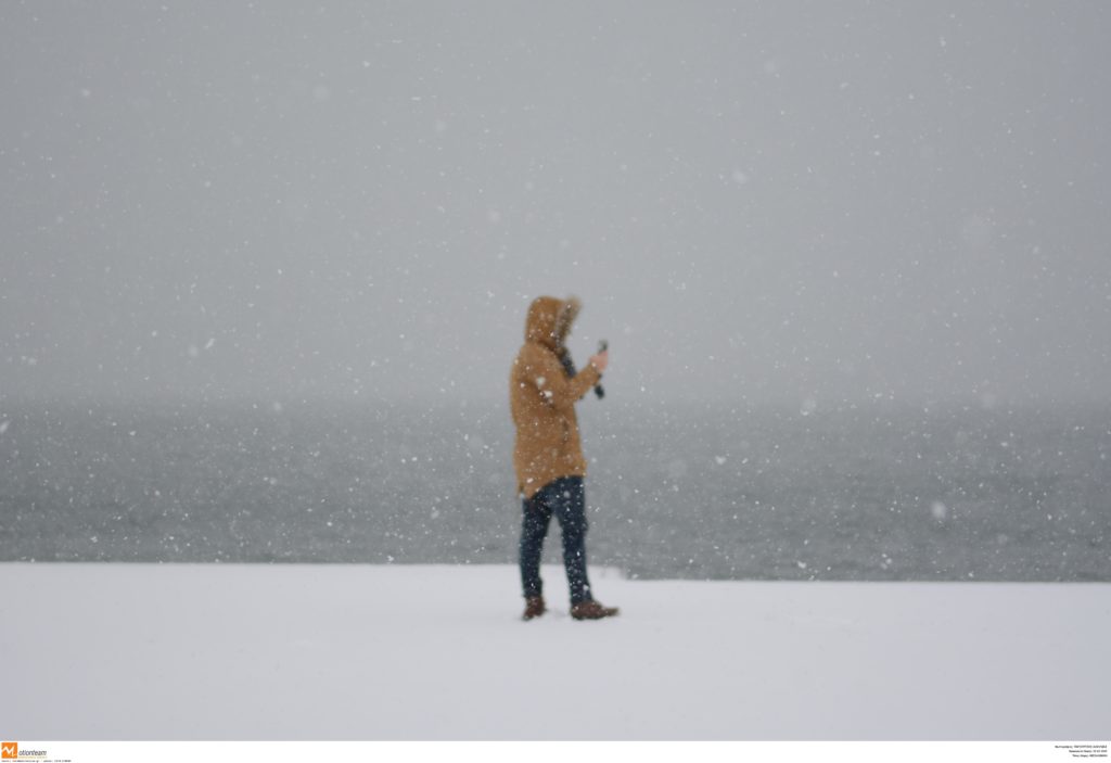 Ποδαρικό ο Δεκέμβρης με αρκτική εισβολή και πτώση θερμοκρασίας – Πού θα πέσουν τα πρώτα χιόνια (Video+Xάρτες)