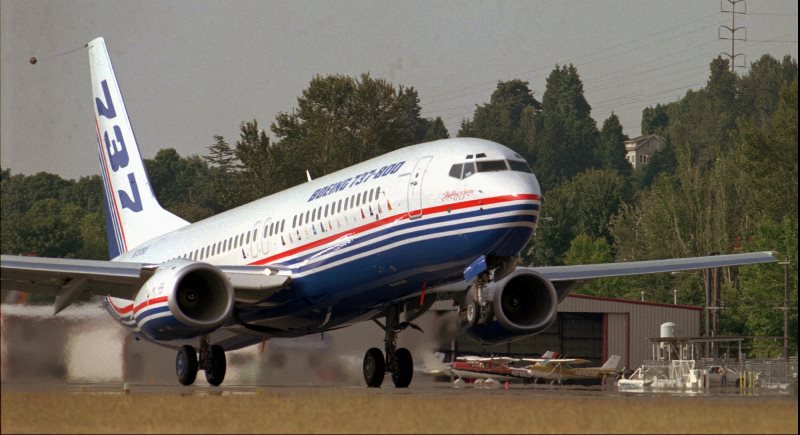 Καμερούν: Eπιβατικό αεροπλάνο της Cameroon Airlines δέχτηκε πυρά – Δεν υπήρξαν θύματα