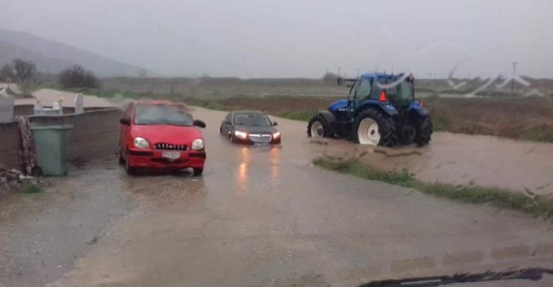 Λάρισα: Νεροποντή προκάλεσε ζημιές στην Αγιά