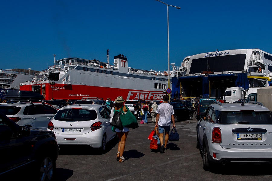 Πωλητήριο σε 10 λιμάνια της χώρας βάζει η Νέα Δημοκρατία