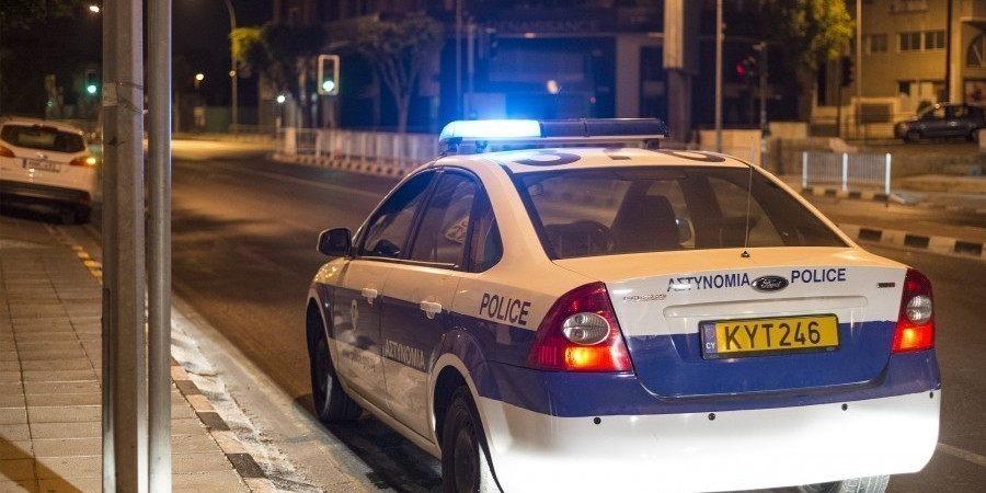 Κύπρος: Kινηματογραφική καταδίωξη 40χρονης – Τράκαρε με 4 περιπολικά, τραυμάτισε 2 αστυνομικούς!