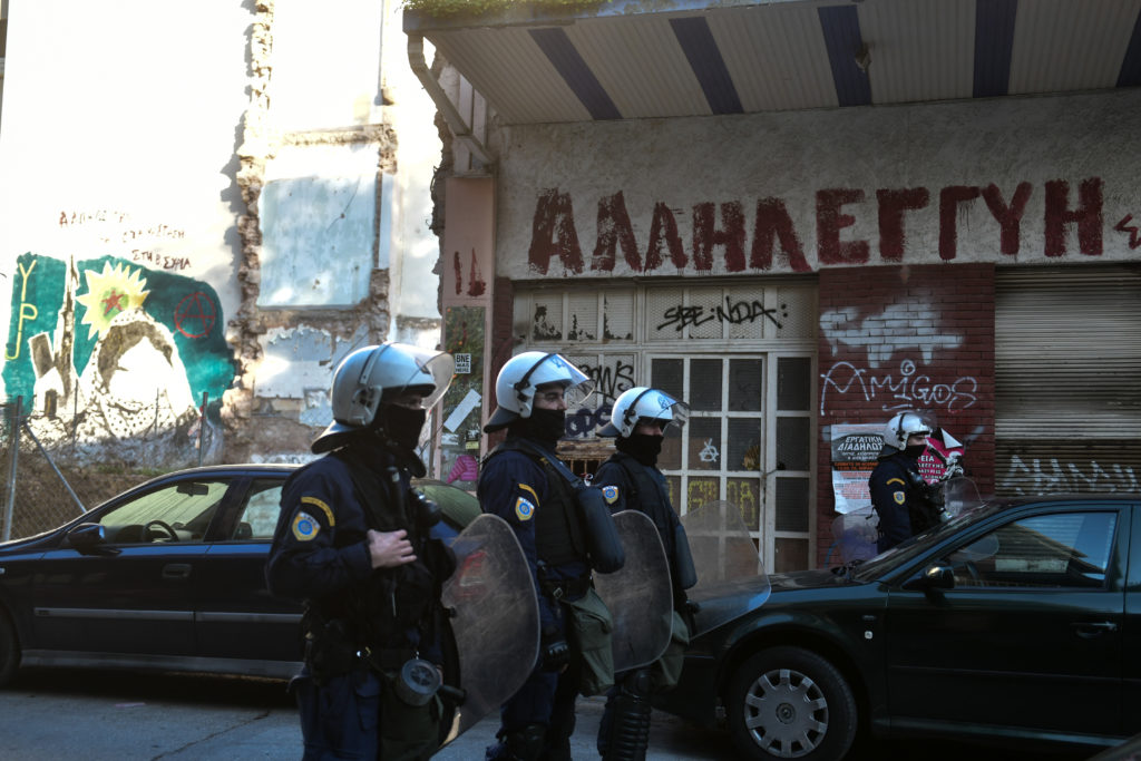 Διεθνής έκθεση δίνει πρωτιά στη διαφθορά σε Αστυνομία και Δικαιοσύνη στην Ελλάδα