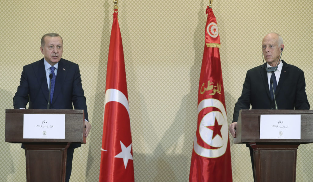 Ο Ερντογάν συζήτησε με τον Τυνήσιο ομόλογό του για τη Λιβύη