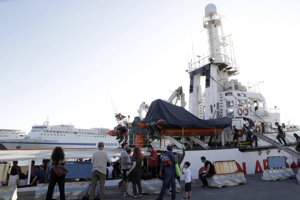 Μειώθηκε ο αριθμός των μεταναστών που έφθασαν στην Ιταλία από τη θάλασσα