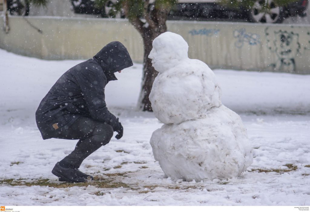 Ζηνοβία: Τριήμερος χιονιάς θα «χτυπήσει» από Θράκη ως Αττική και Κρήτη – Πού θα χιονίσει και στα πεδινά (Χάρτες)
