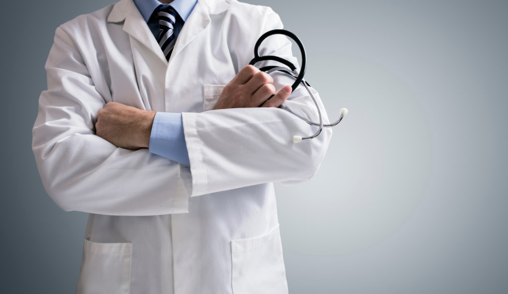 Τι αλλάζει με τον προσωπικό γιατρό – Αυτό δεν είναι μεταρρύθμιση αλλά διάλυση του δημόσιου συστήματος υγείας, τονίζει ο ΣΥΡΙΖΑ