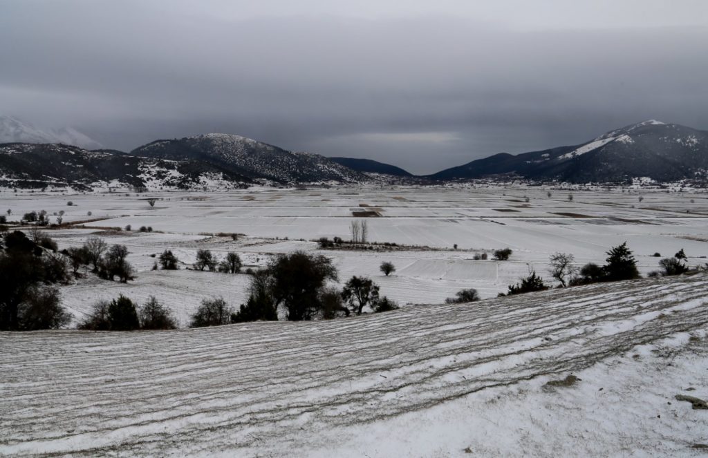 Πρόγνωση καιρού: Παραμονή Πρωτοχρονιάς με κρύο, καταιγίδες και χιόνια στα ορεινά