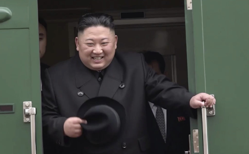 Κορονοϊός: Ο Κιμ Γιον Ουν έτοιμος να απαγορεύσει την είσοδο τουριστών στη Β. Κορέα