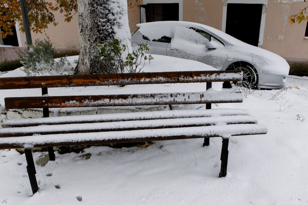 Χιονίζει στη Μυτιλήνη